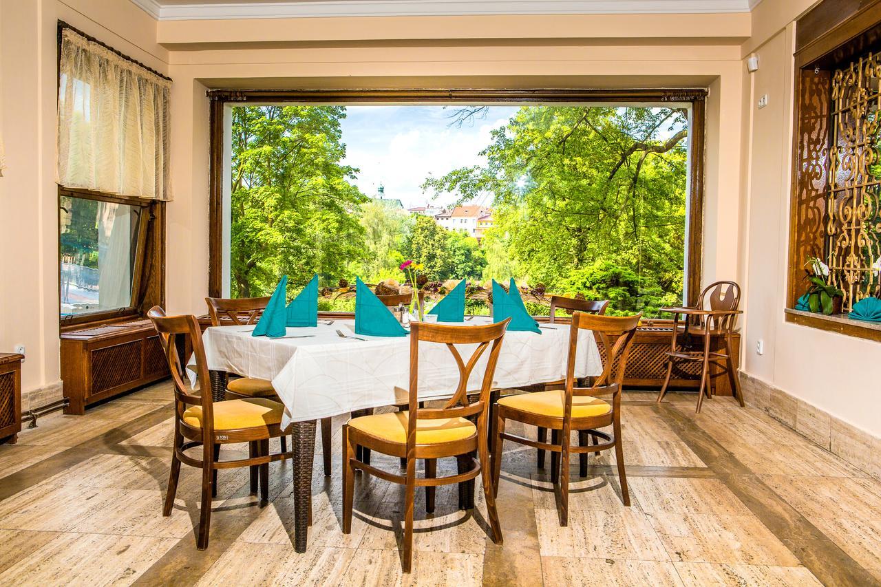 Manor House Otel Broumov Dış mekan fotoğraf