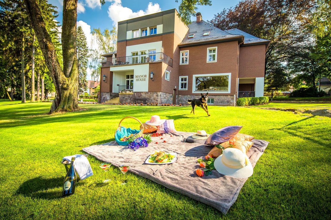 Manor House Otel Broumov Dış mekan fotoğraf